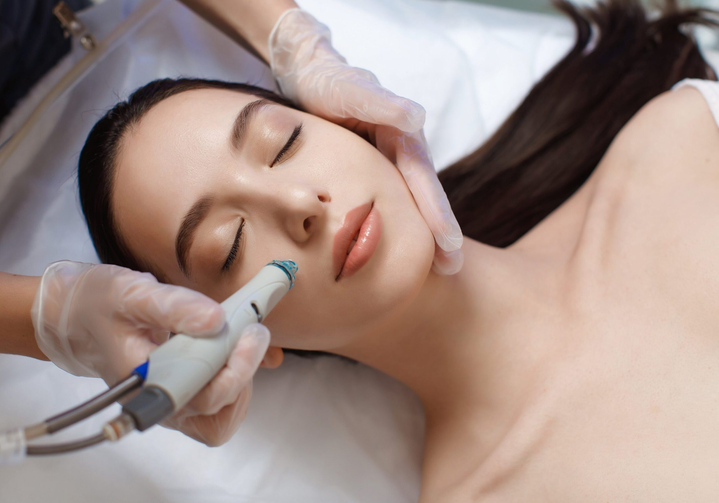 why-get-hydrafacial-in-the-summer-hydrafacial-near-me-chicago